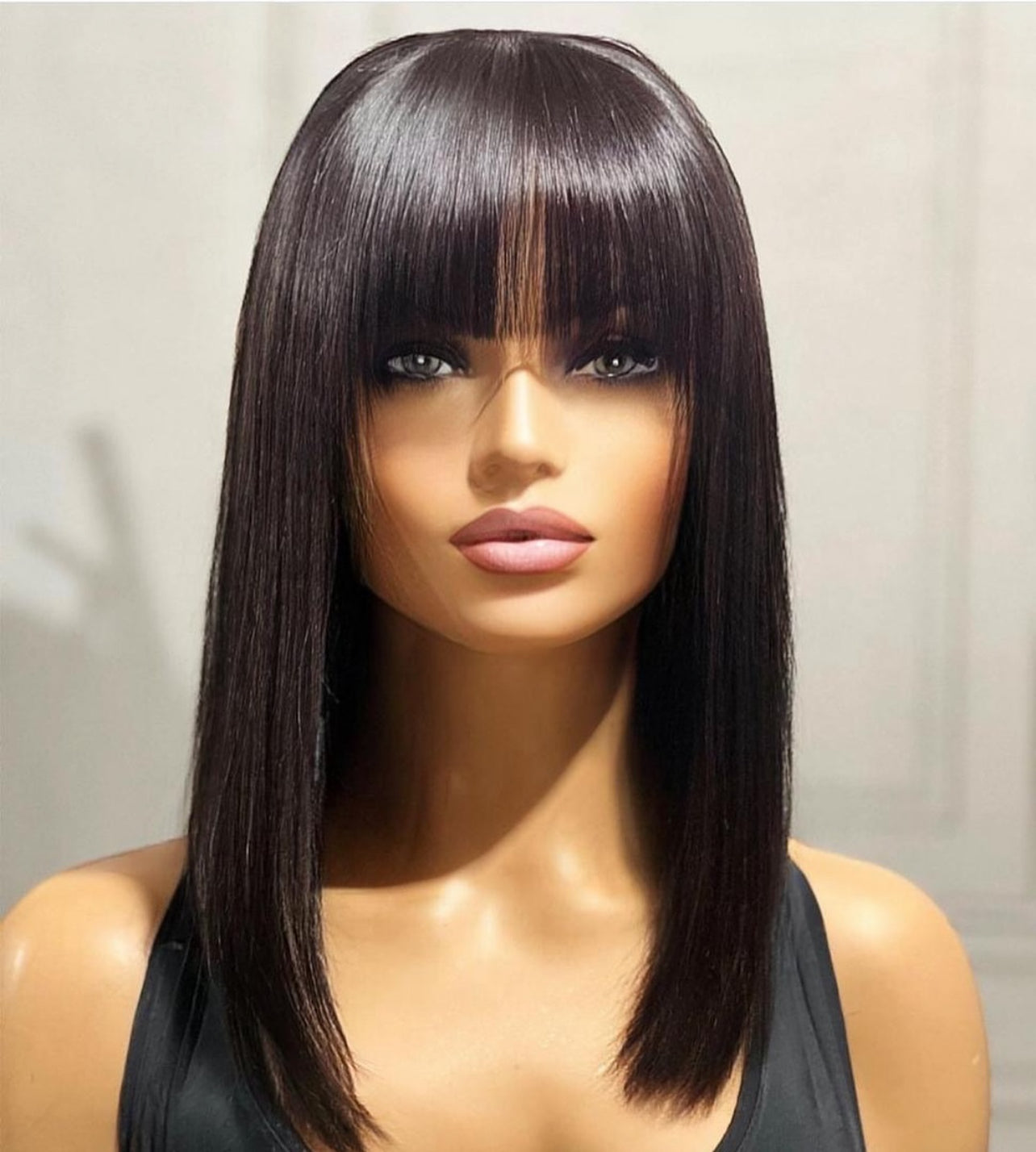 Bob wig with fringe 16 inches